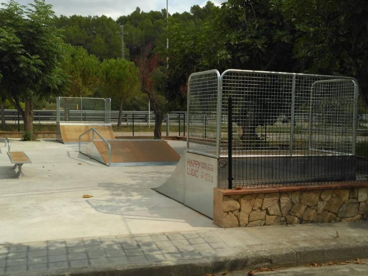 Apartamento En Terrades, Emporda Luaran gambar